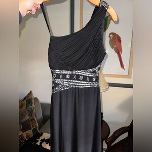 Formal dress perfect for any occasion!